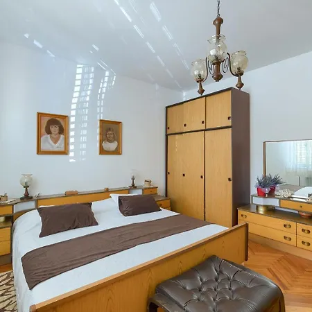 Dusanka Apartment Pula